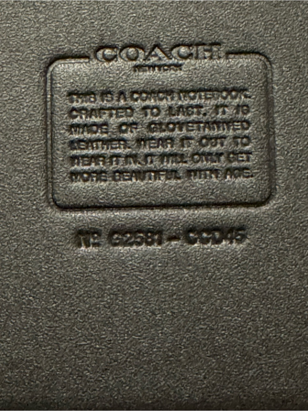 Coach Black Glovetanned Leather notebook cover with turnlock - Picture 6 of 6